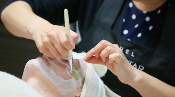 Refresh Your Summer Facial Services With These Easy Ideas